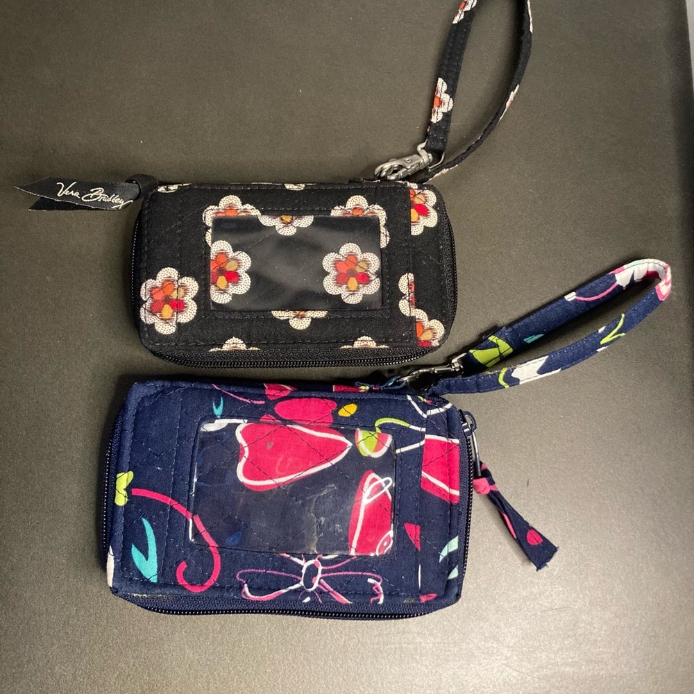 Vera Bradley Wristlet Wallet (2).